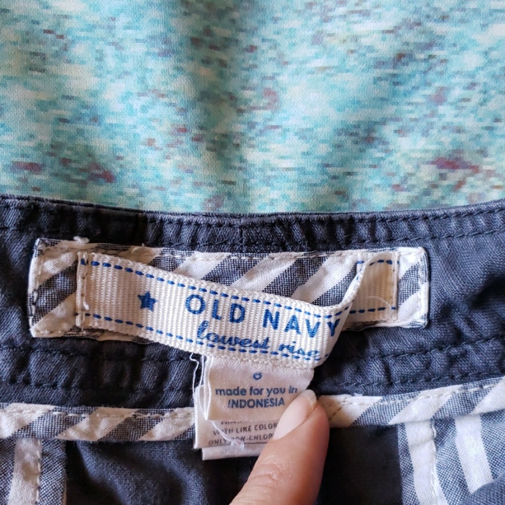 Old Navy "Lowest Rise" Shorts - Picture 4 of 5